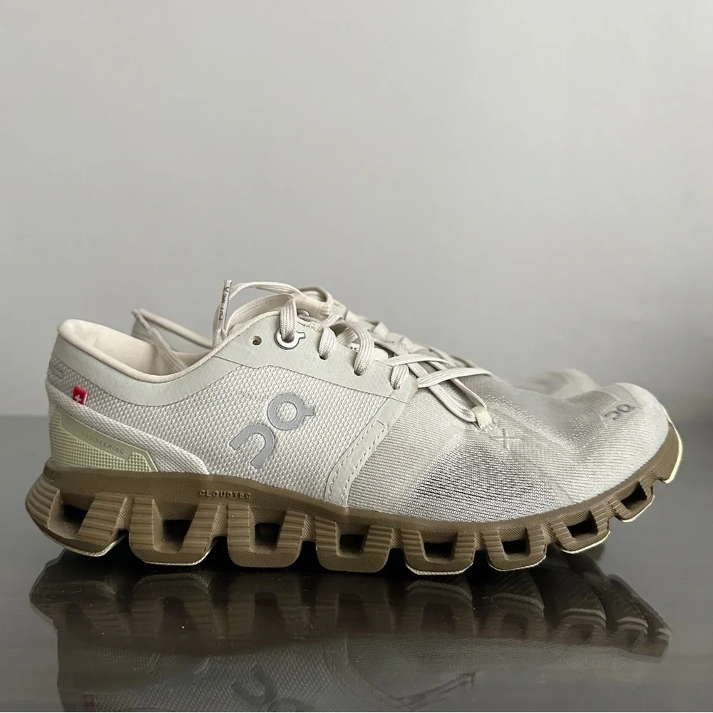 On Running Cloudtec Athletic Sneakers in Off-White and Tan